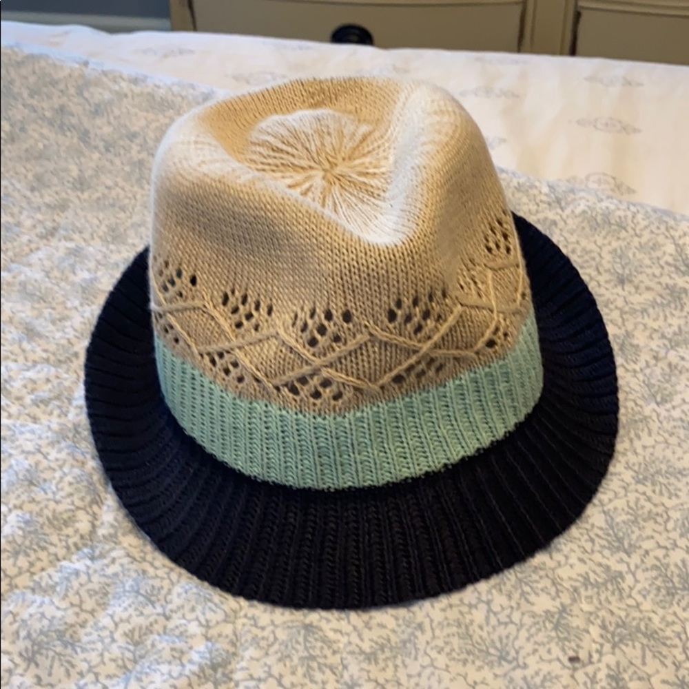 Ladies hat - never worn